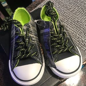 COPY - Boys Converse Size 6 black , gray and lime NWT